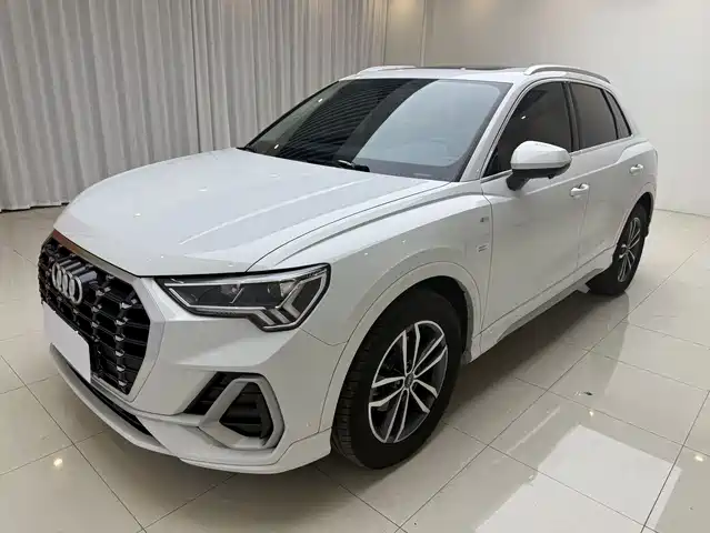 Audi Q3 2023 — купить из Китая под заказ
