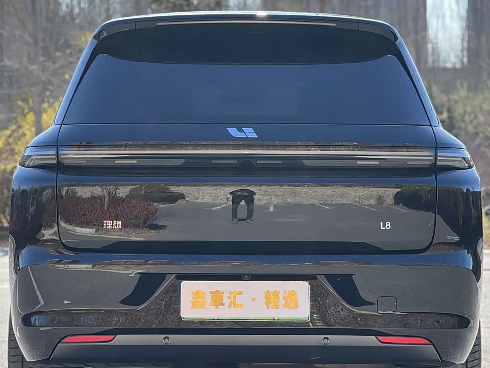Li Auto Ideal L8