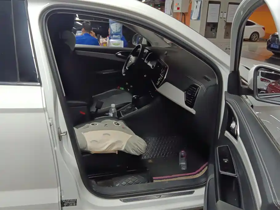 Jetta VS7