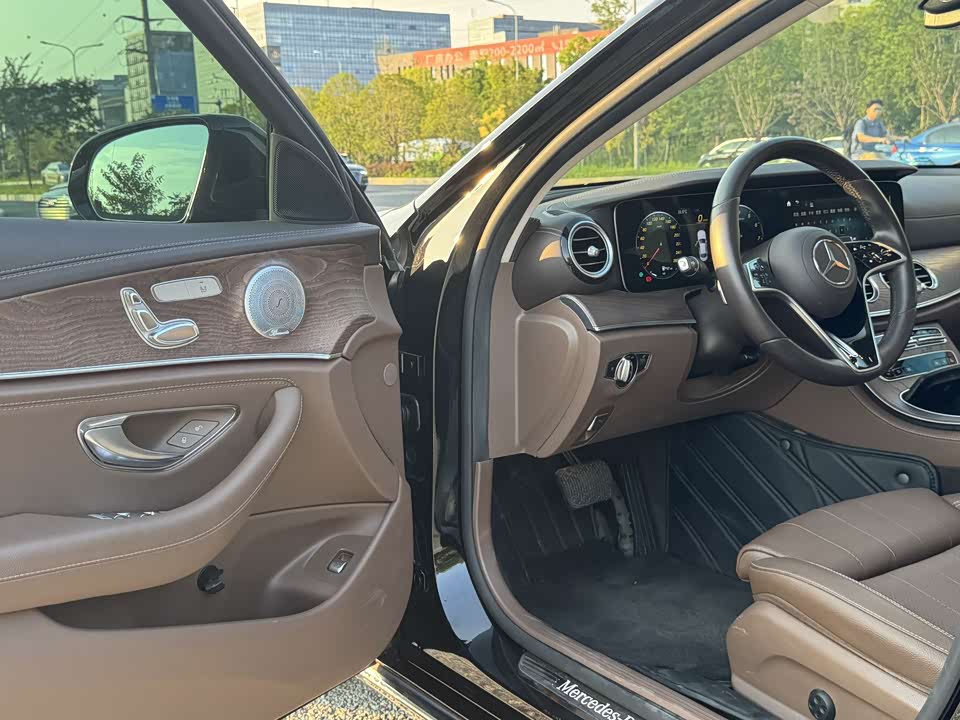 Mercedes-Benz E-class Mercedes-Benz E-class