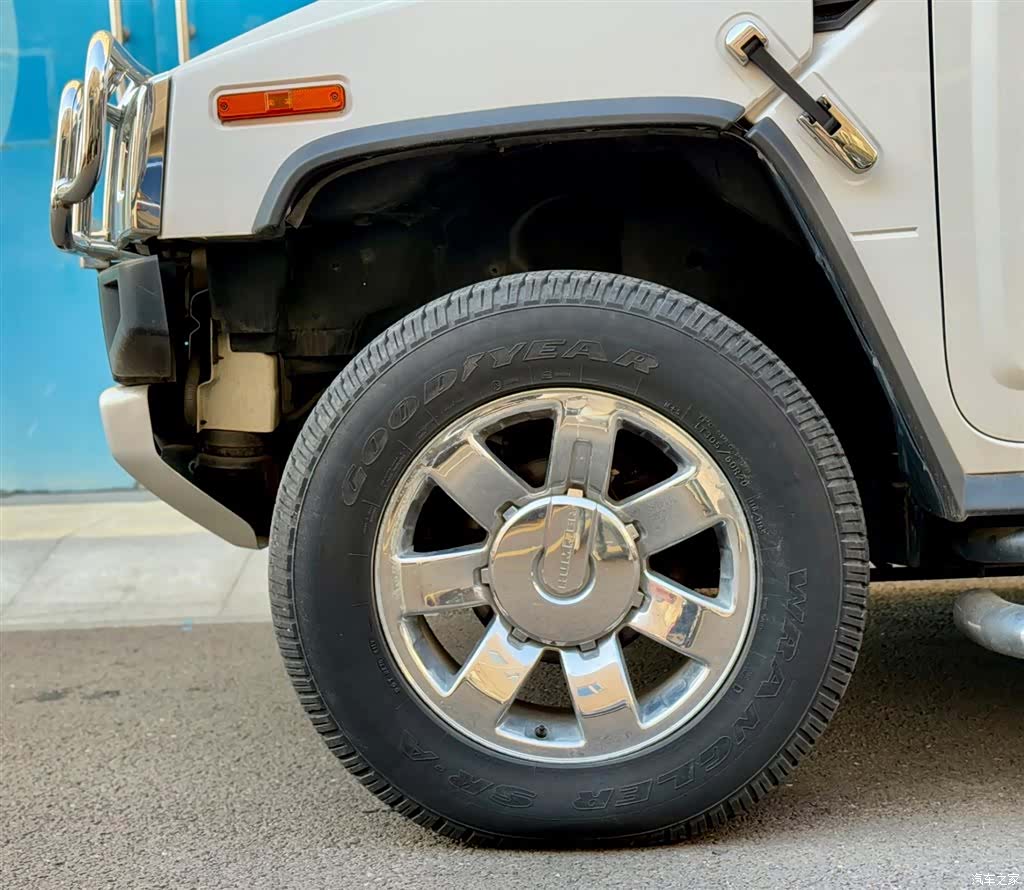 Hummer H2, 2013 21
