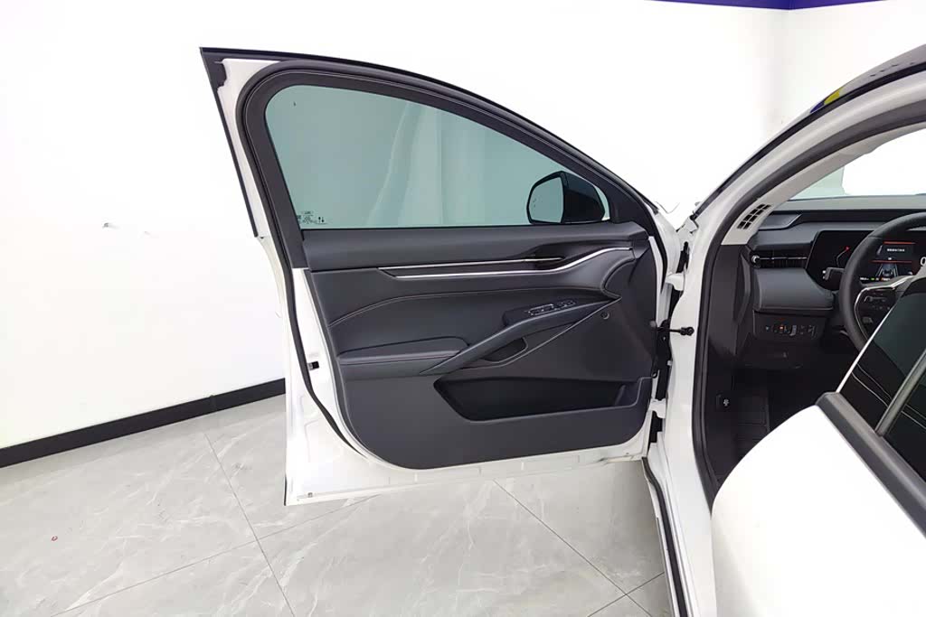 Ford Mondeo, 2023 7