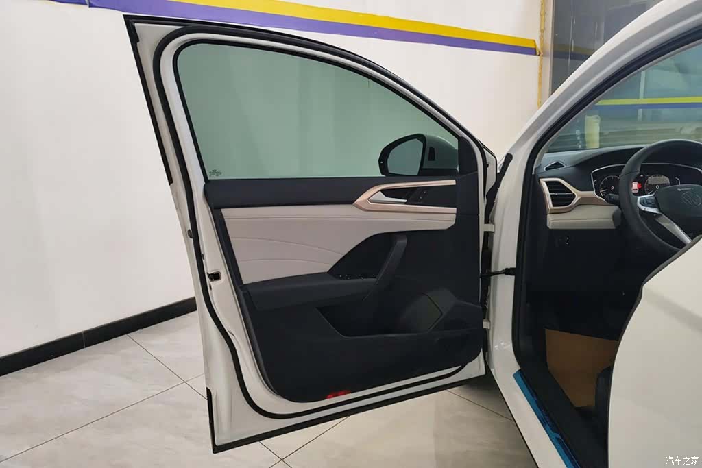 Volkswagen Tharu, 2025 7