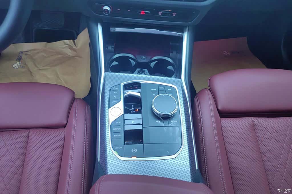 BMW 3 Series, 2024 16