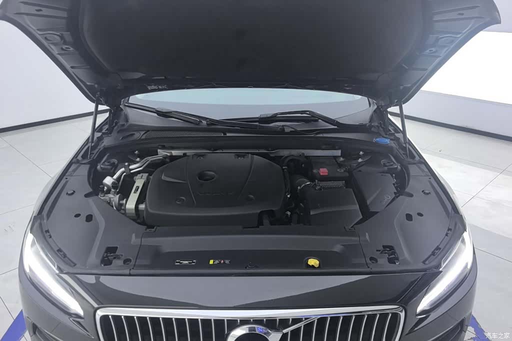 Volvo S90, 2017 10