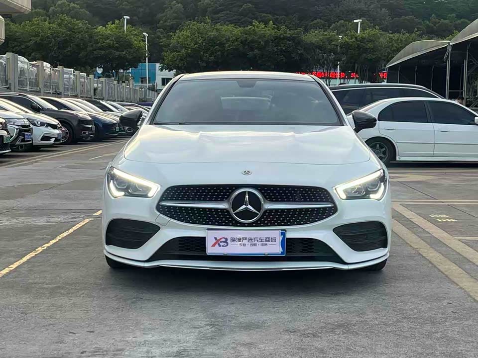 Mercedes-Benz CLA