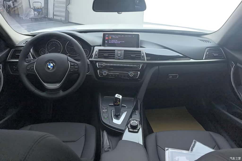 BMW 3 Series, 2017 12