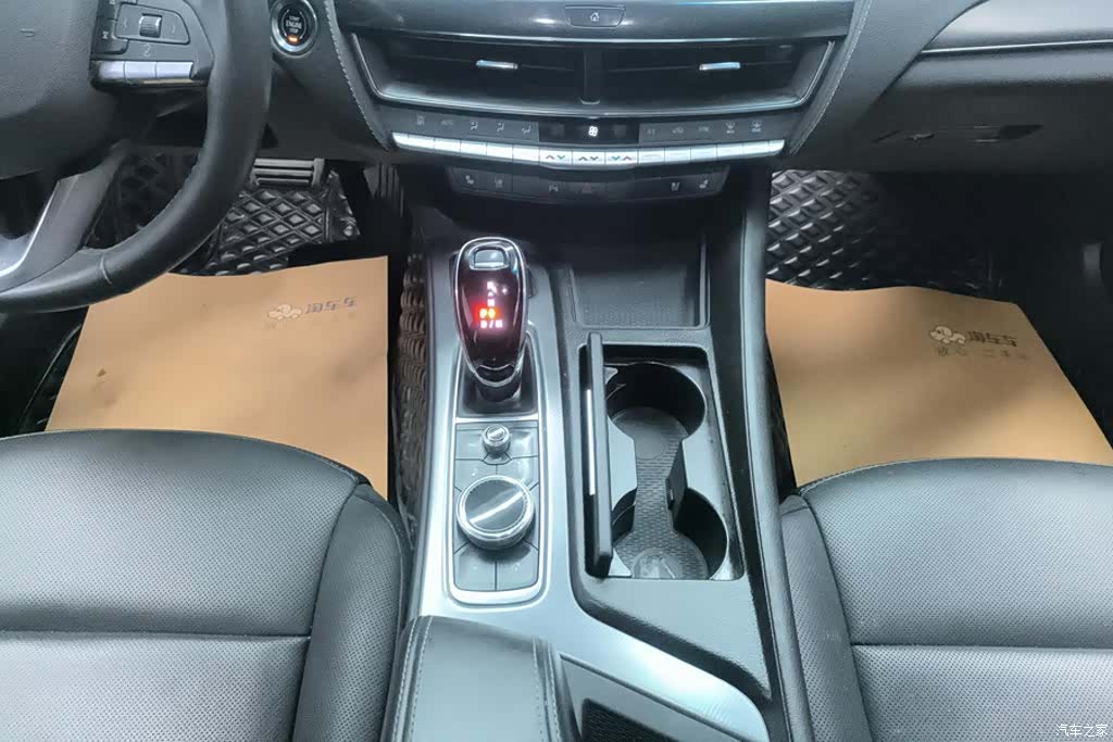 Cadillac CT5, 2022 16