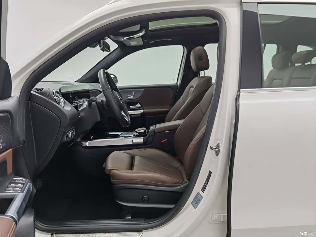 Mercedes-Benz GLB, 2020 10
