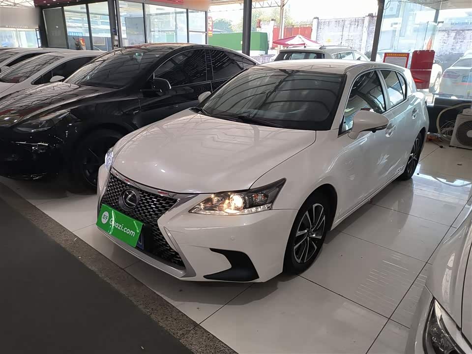 Lexus CT