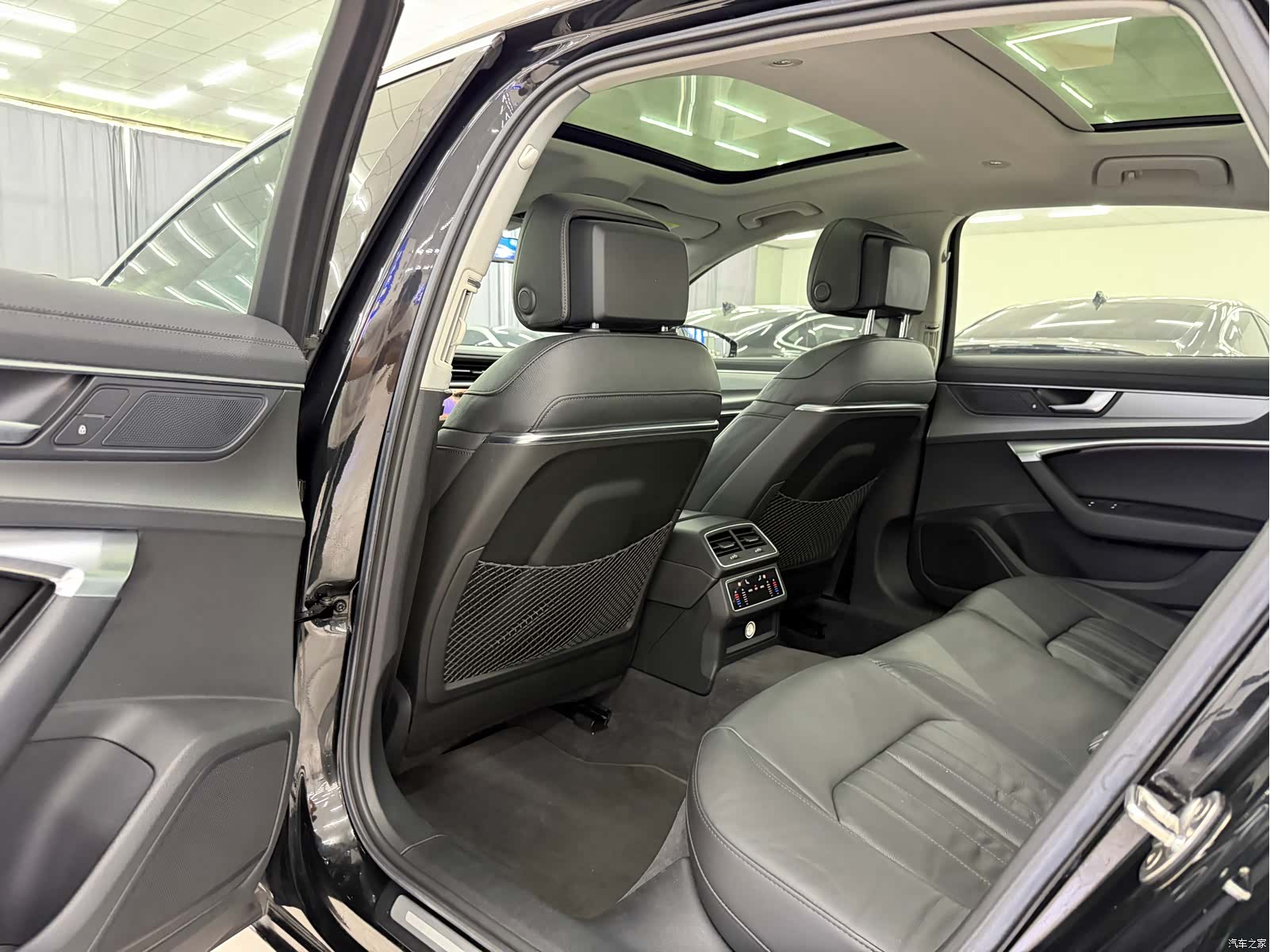 Audi A6L, 2019 6