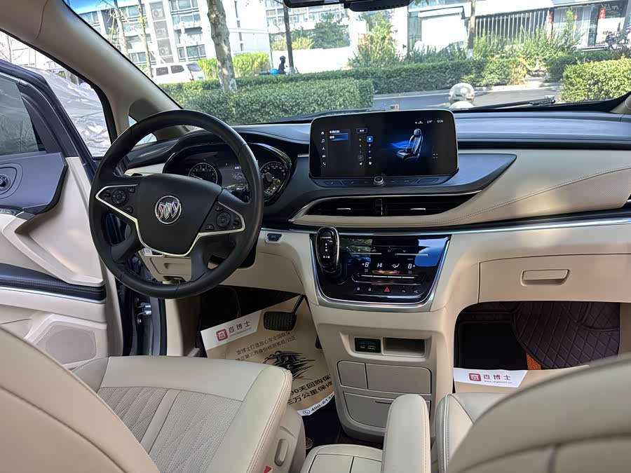 Buick GL8 2023, фото 11