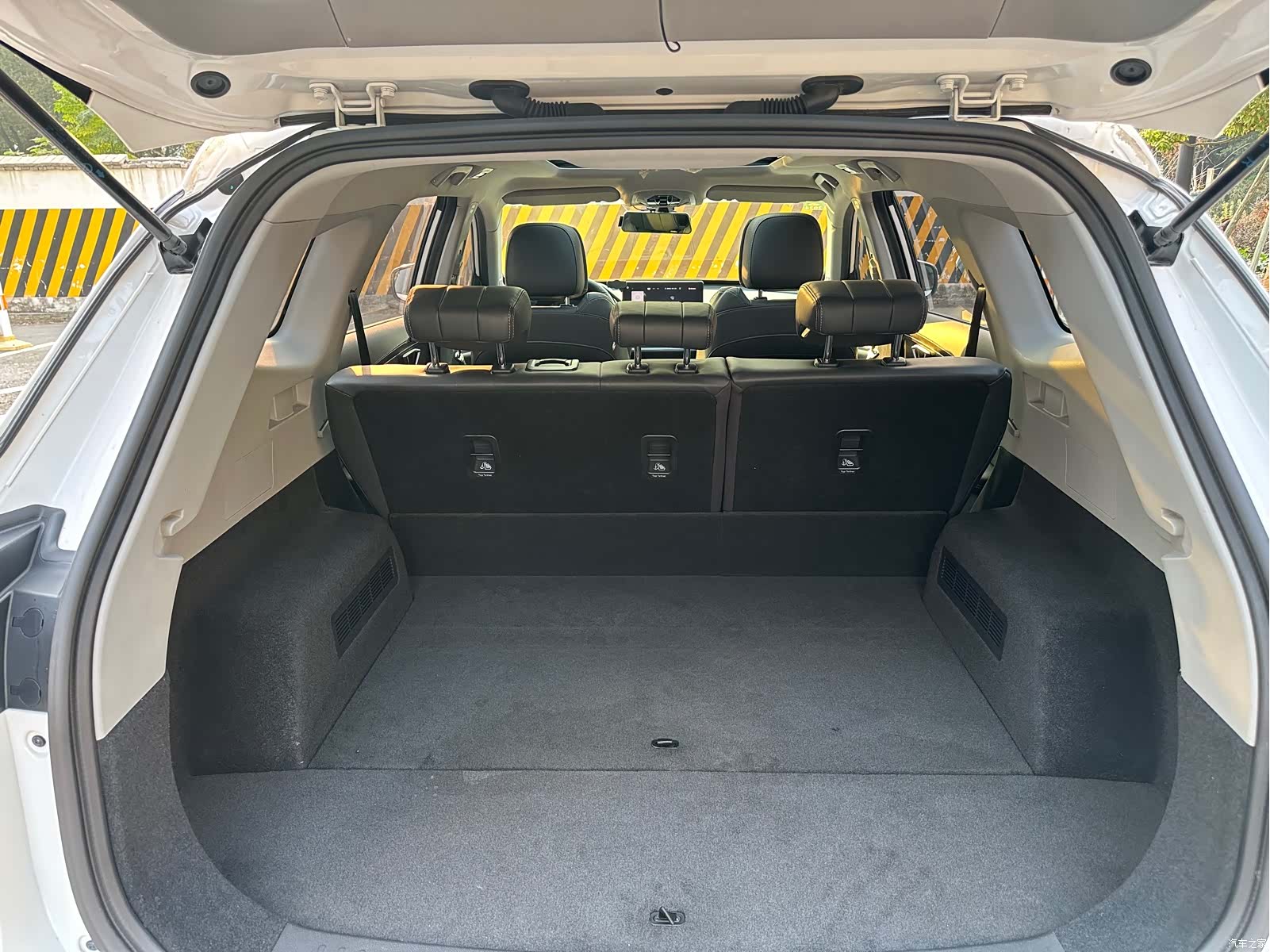 Chery Tiggo 8, 2022 10