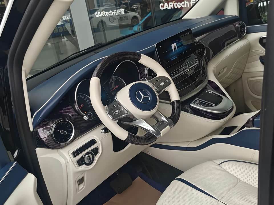 Mercedes-Benz V-class Mercedes-Benz V-class