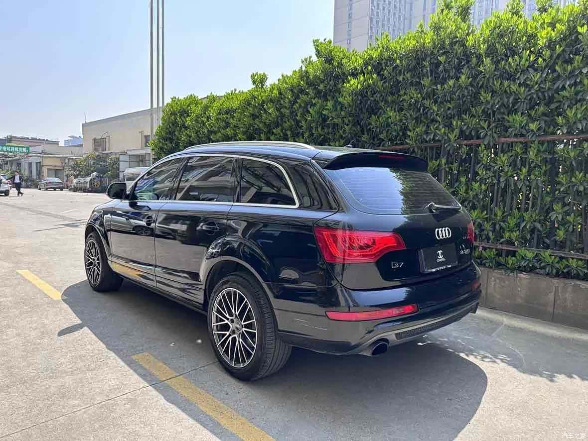 Audi Q7, 2014 3