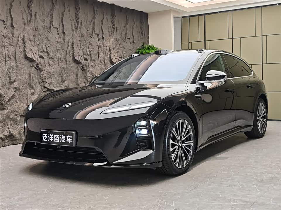 NIO ET5T
