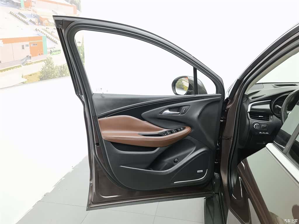 Buick Envision Plus, 2018 8