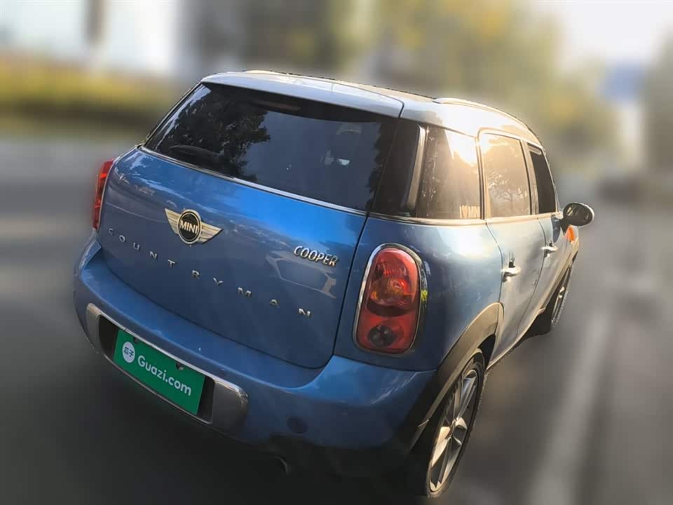 MINI COUNTRYMAN
