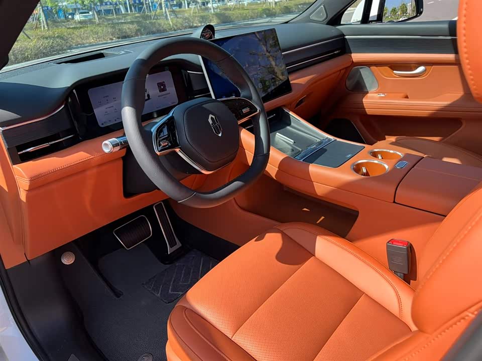 AITO Ask the world M5