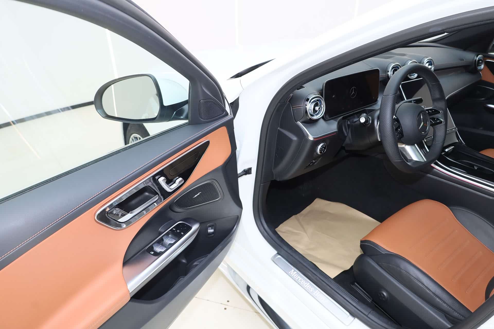 Mercedes-Benz C-Class, 2022 18