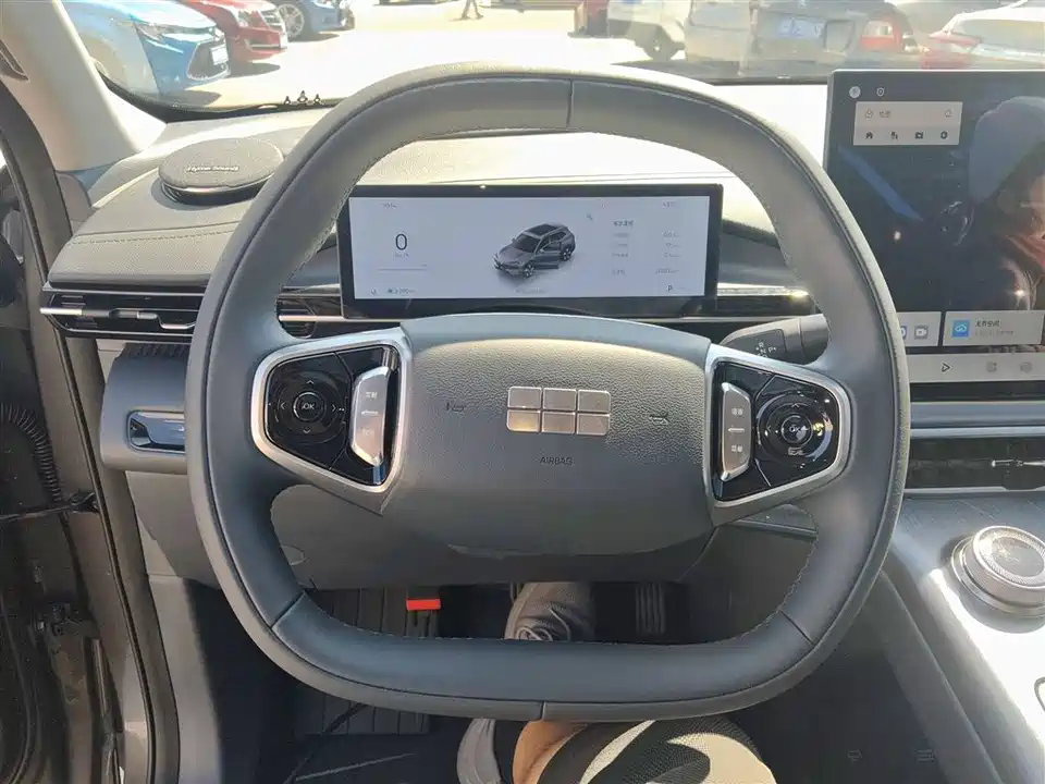 Geely Galaxy Galaxy E5