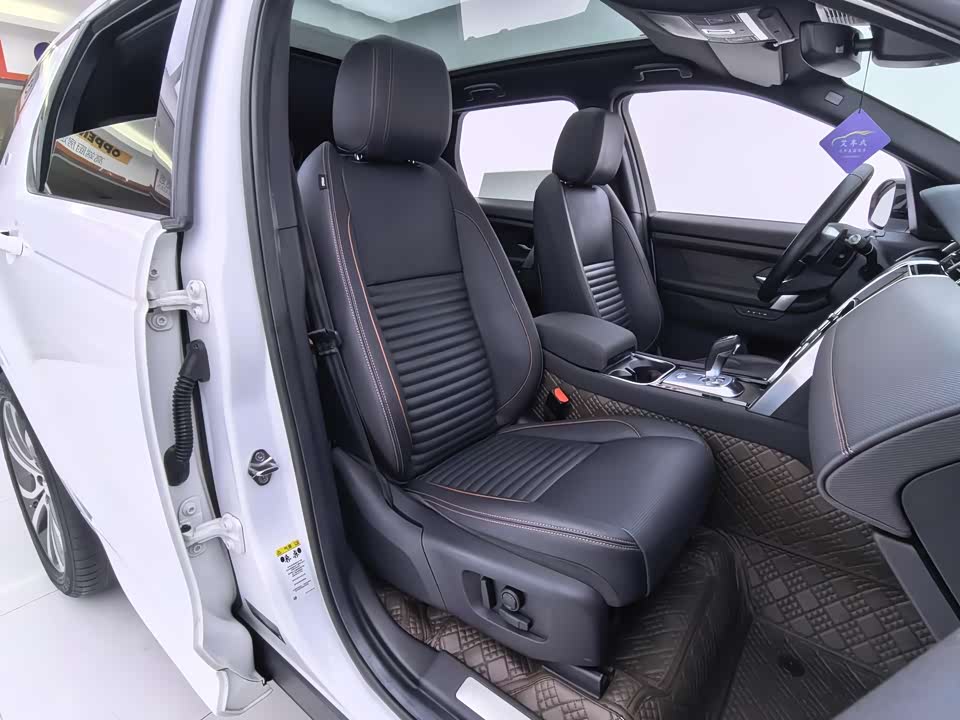 Land Rover Discover sports