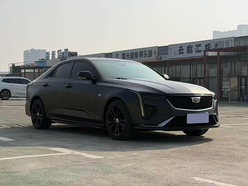 Cadillac CT4