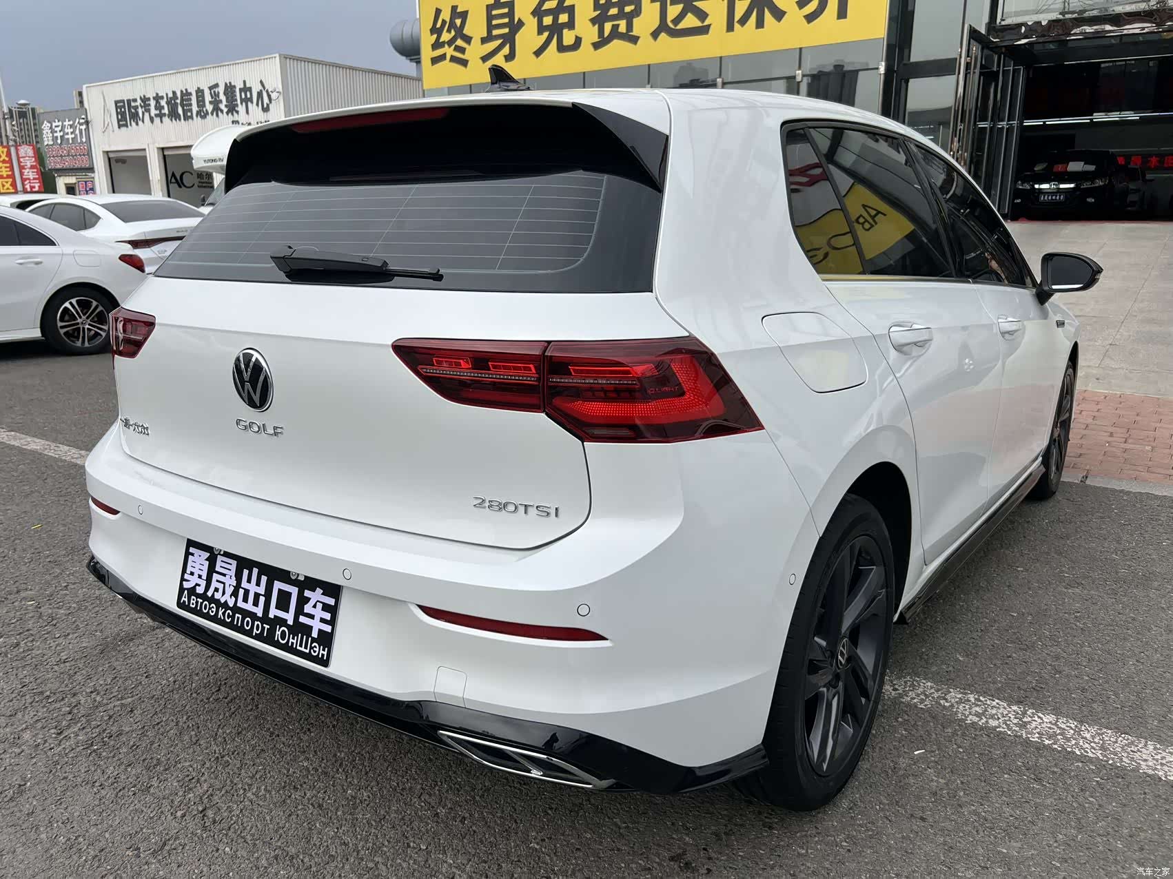 Volkswagen Golf, 2024 6