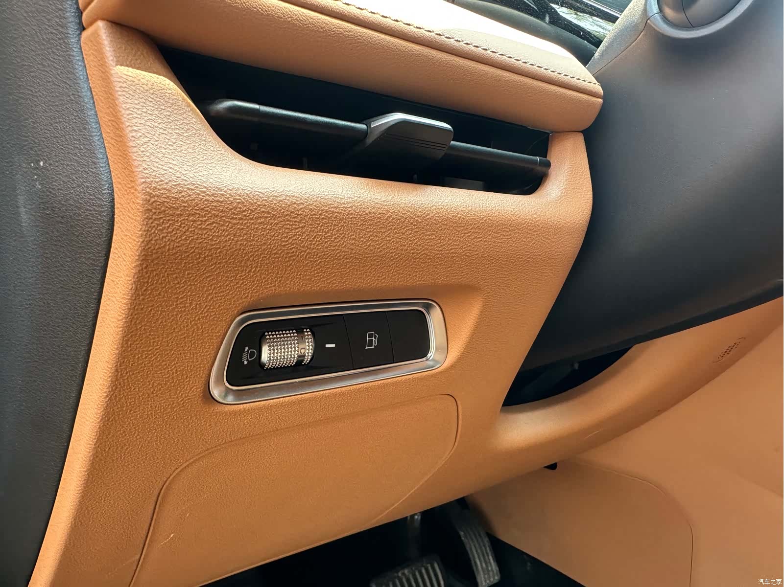 Geely Galaxy L7, 2025 8