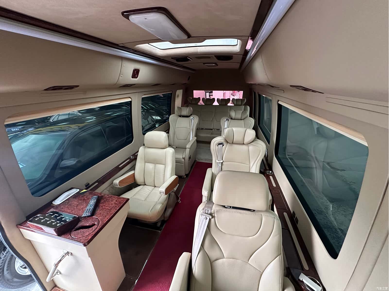 Toyota Coaster, 2017 14