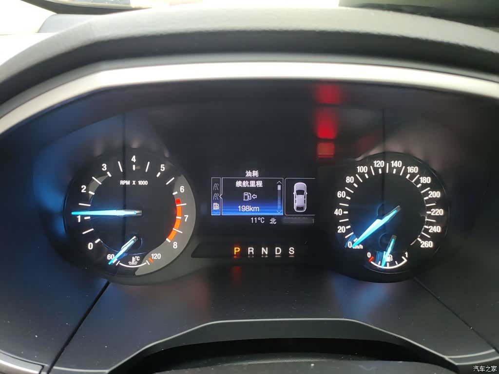 Ford Edge, 2017 9