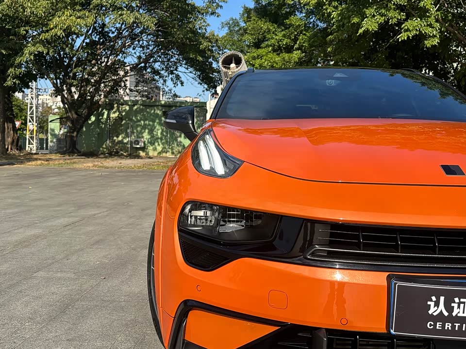 Lynk & Co 02 Hatchback