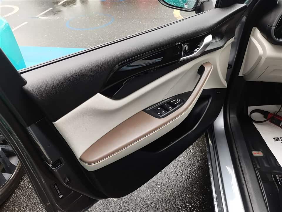 BYD Qin Yuan