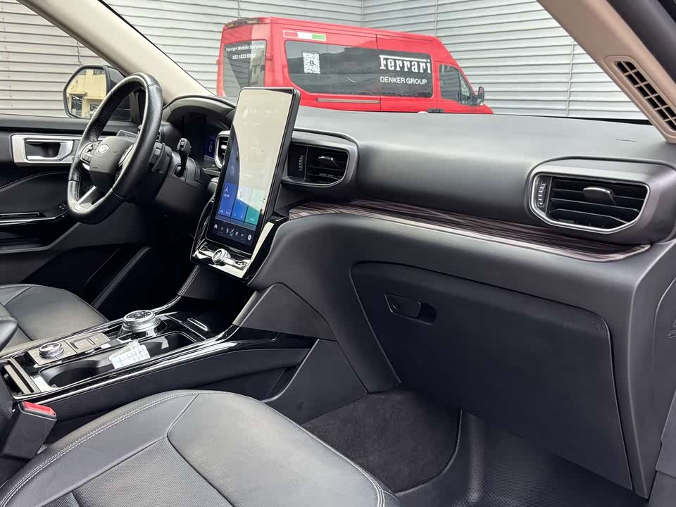 Ford Explorer Ford Explorer