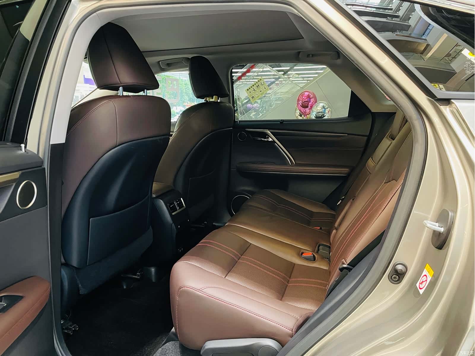Lexus RX, 2019 14
