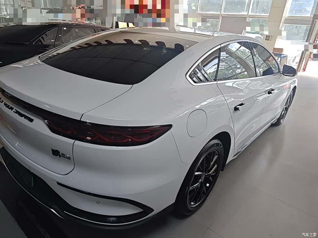 BYD Han, 2023 все фото