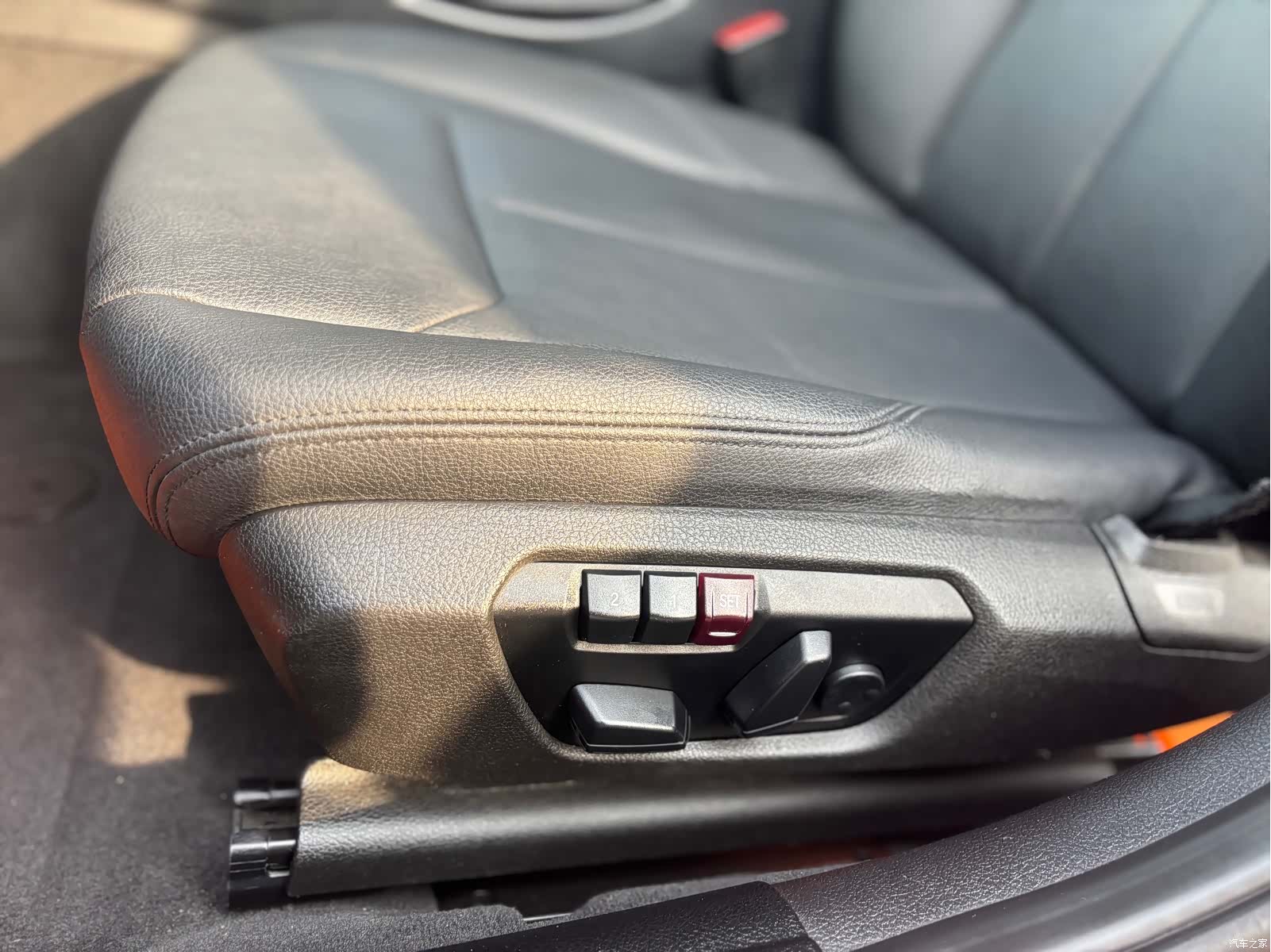 BMW 3 Series, 2015 11