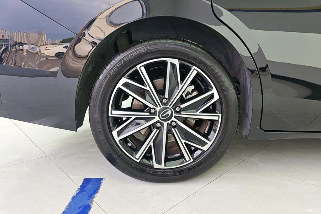 Trumpchi E8, 2025 6