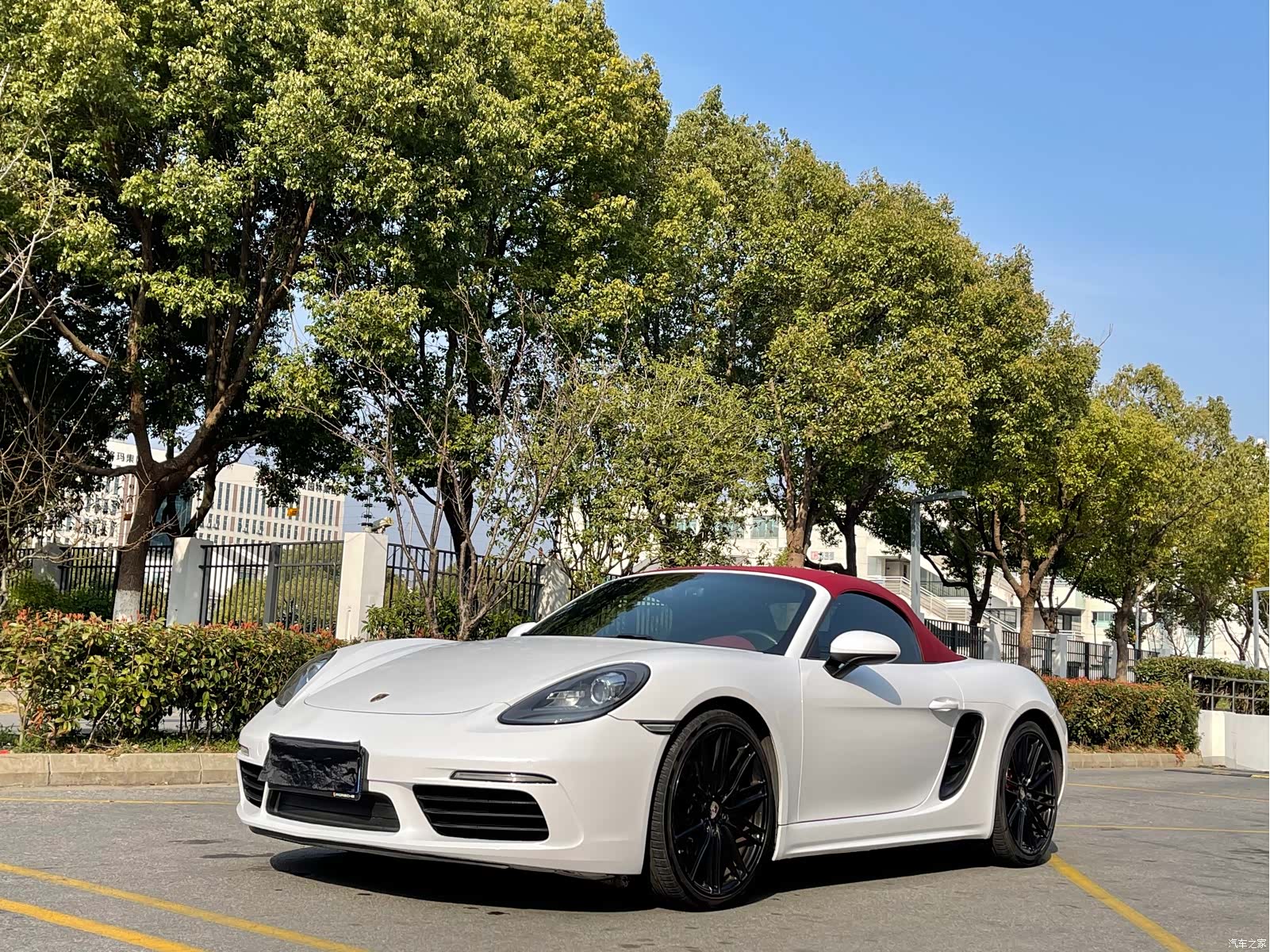 Porsche Boxster, 2017 1