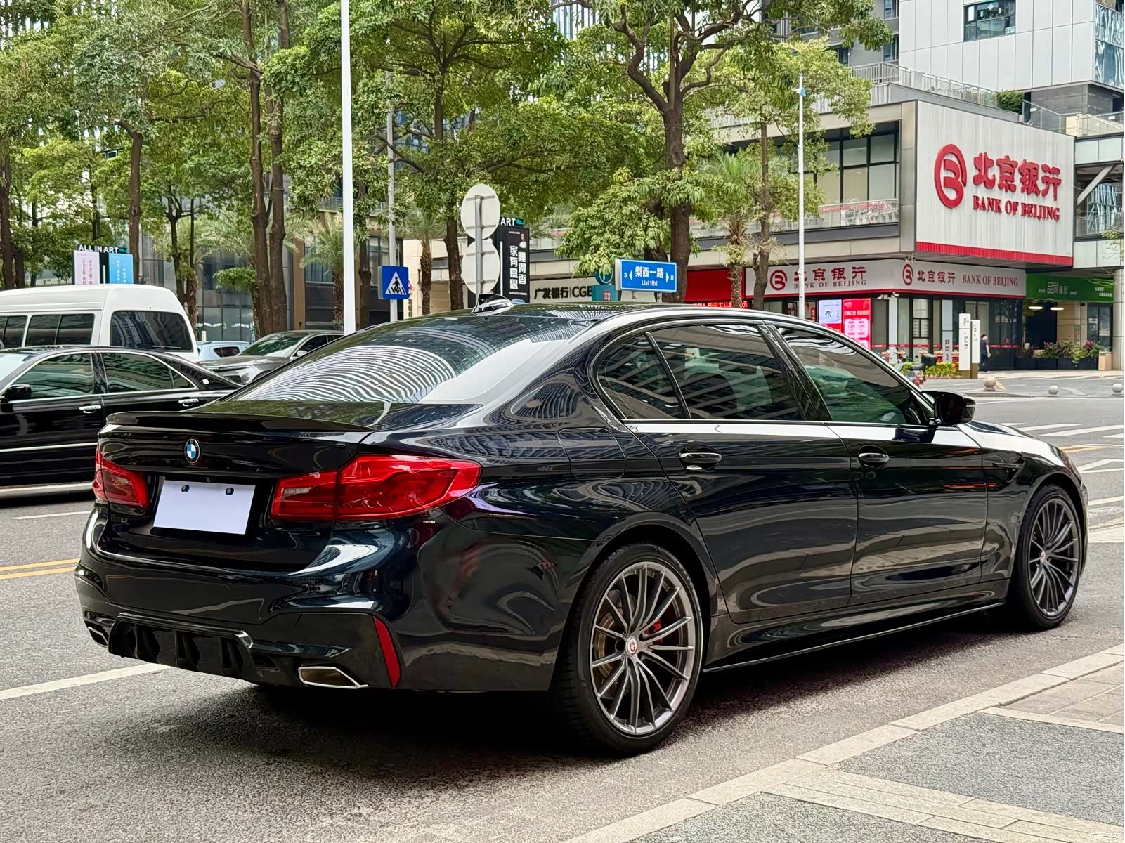 BMW 5 Series, 2020 26