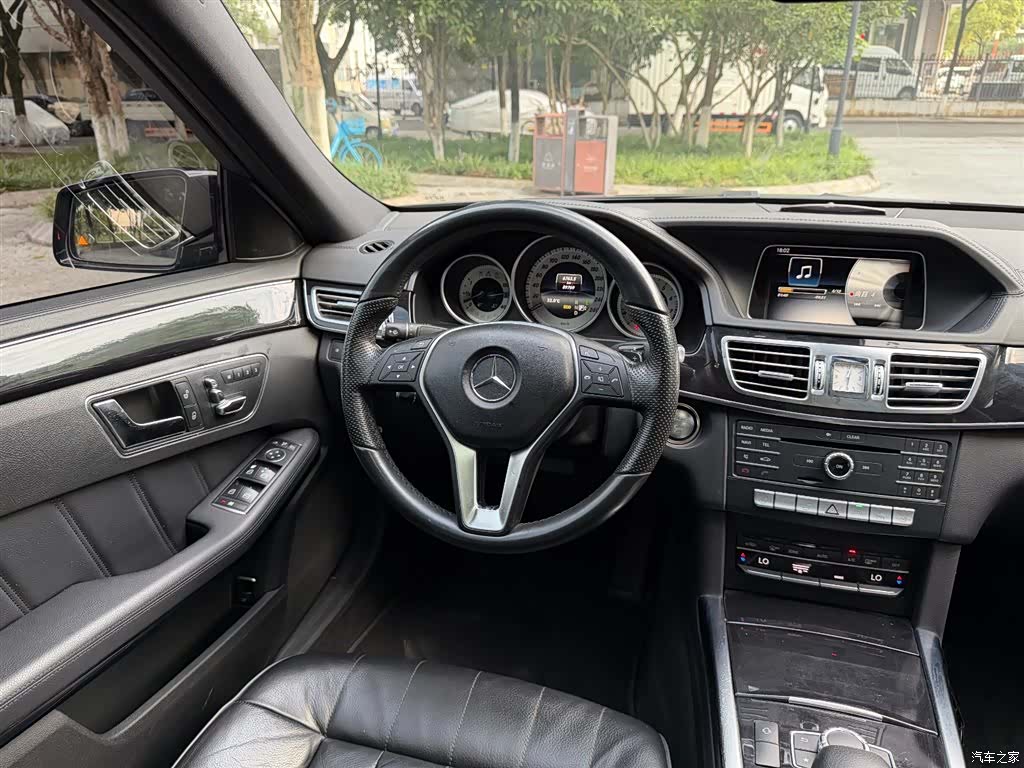 Mercedes-Benz E-Class, 2015 8