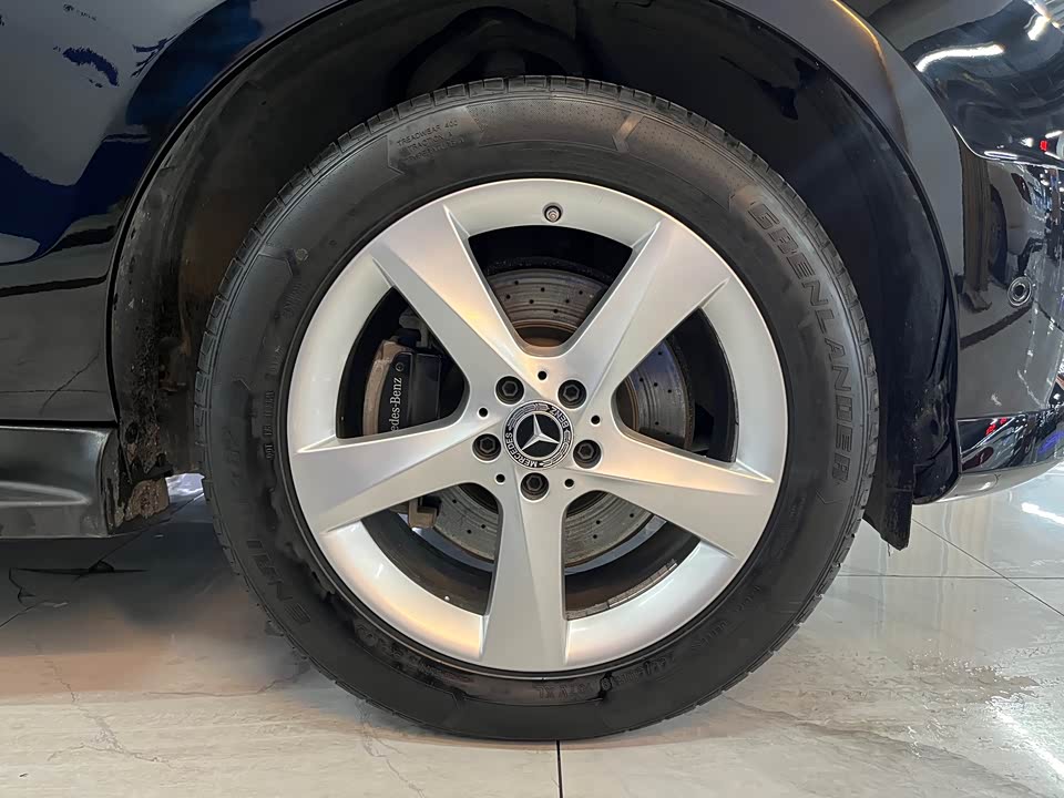 Mercedes-Benz M class