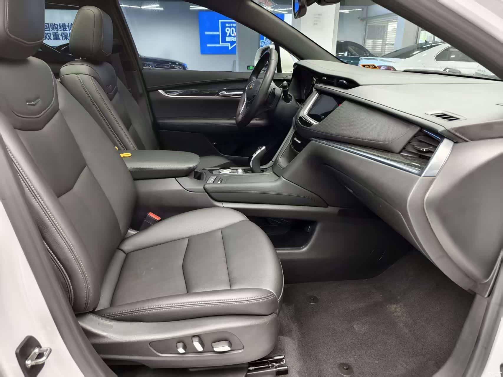 Cadillac XT5, 2021 13