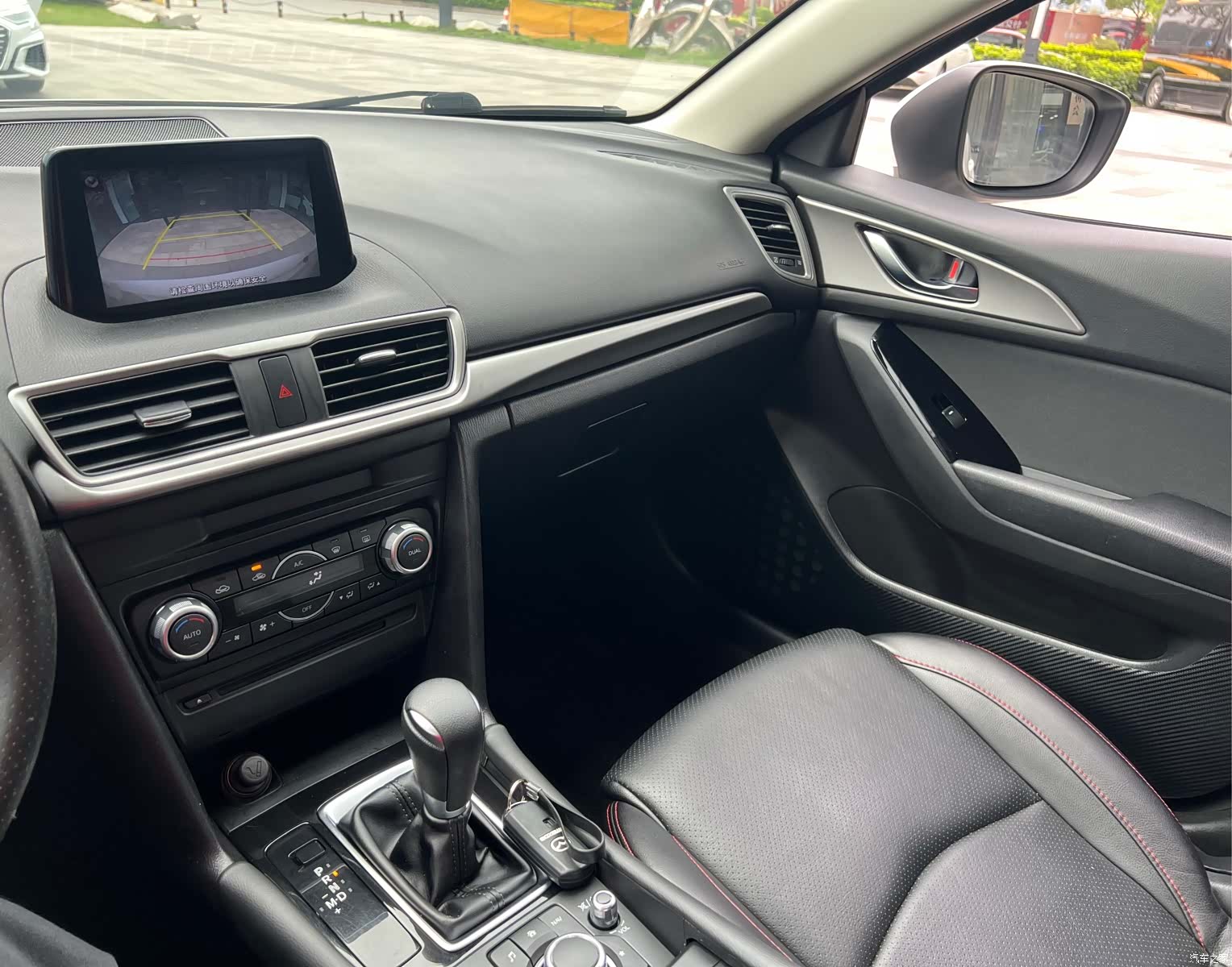 Mazda Mazda3, 2019 14