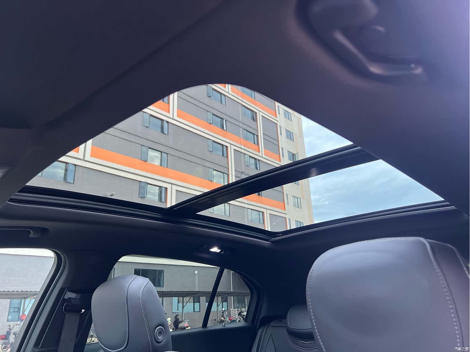Cadillac XT4, 2020 12