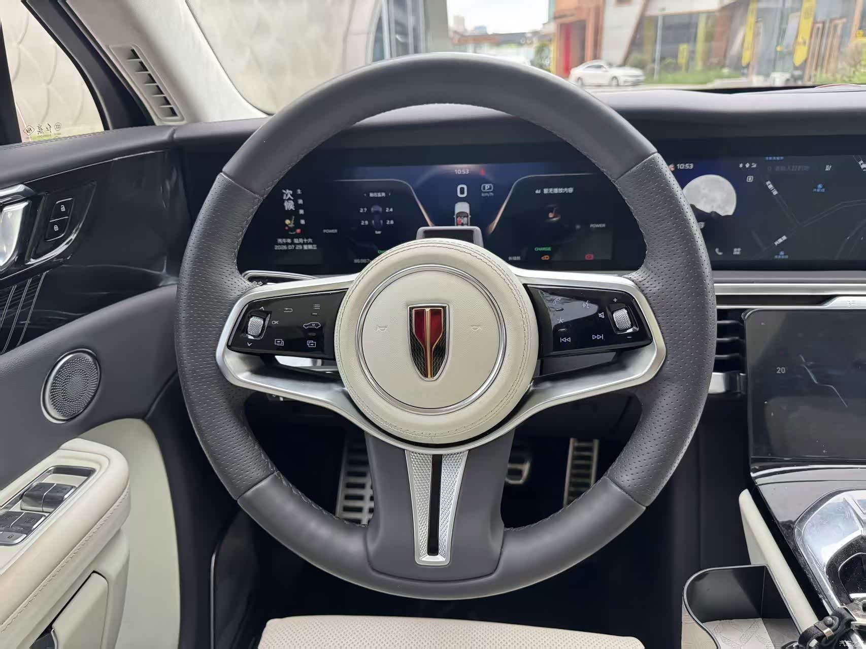 Hongqi E-HS9, 2021 13