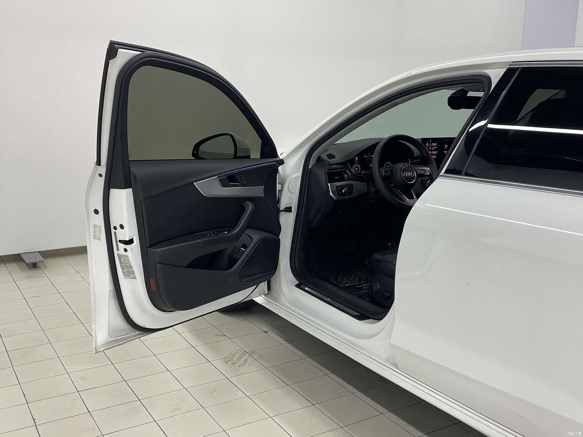 Audi A4L, 2023 10