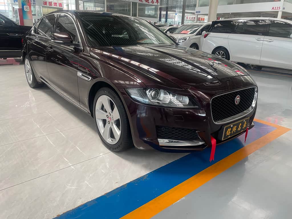 Jaguar XFL
