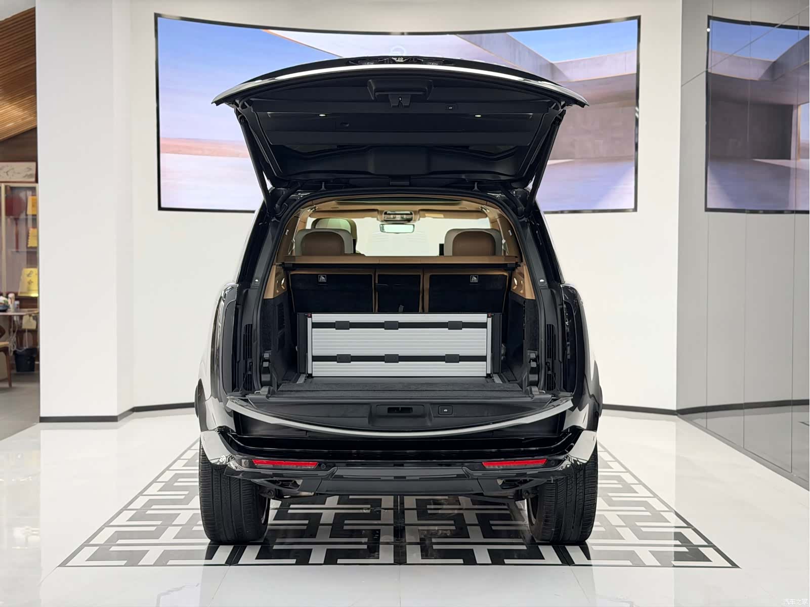 Land Rover Range Rover, 2024 все фото