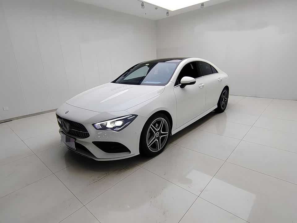 Mercedes-Benz CLA